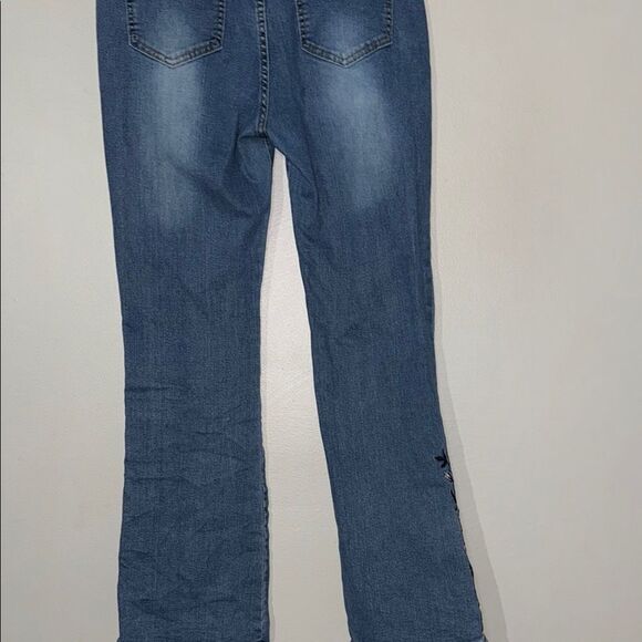 Blue Flare & Wide Leg Jeans with Floral Details - Picture 10 of 14